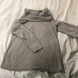 Banana Republic lose turtle neck sweater